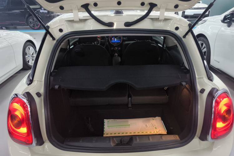 Used MINI 2018 1.5T ONE PLUS Trunk