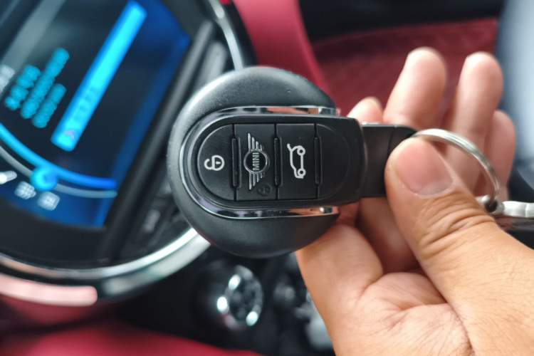 Used MINI 2018 1.5T ONE PLUS Vehicle Key