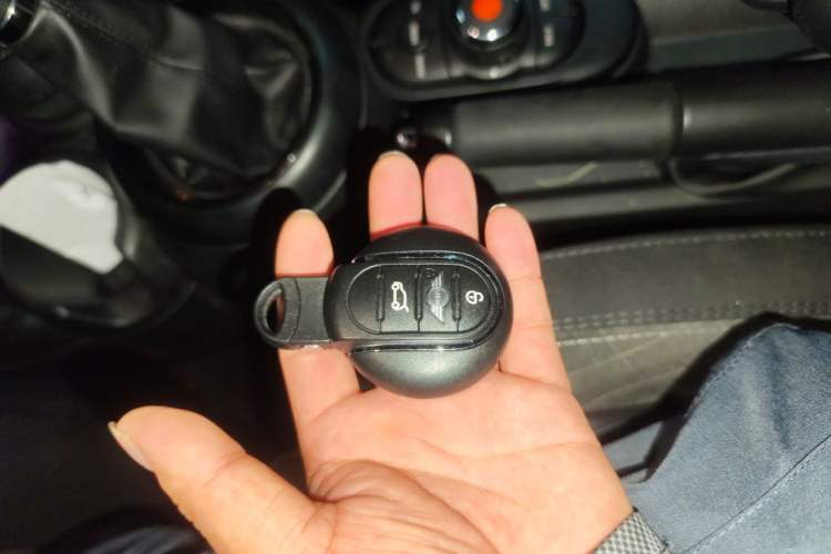 Used MINI 2018 1.5T COOPER Classic Edition Vehicle Key