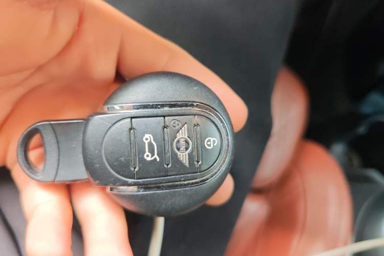 Used MINI 2018 1.5T COOPER Artist Five-Door Edition Vehicle Key