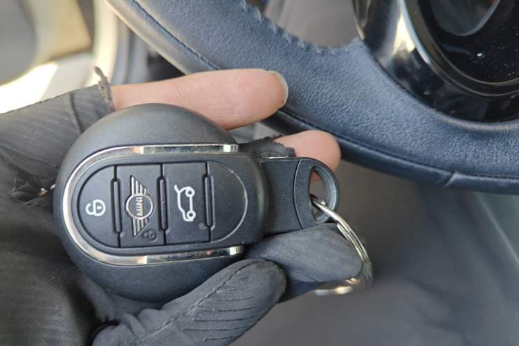 Used MINI 2018 1.5T ONE PLUS Five-Door Edition Vehicle Key