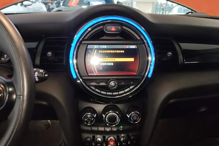 Used MINI 2018 1.5T ONE PLUS Five-Door Edition Audio And AC Panel