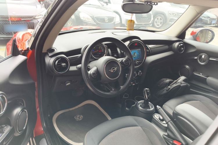 Used MINI 2018 1.5T ONE PLUS Center Console