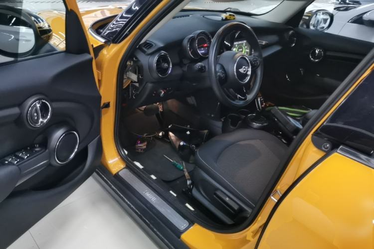 Used MINI 2018 1.5T ONE PLUS Five-Door Edition Driver Seat