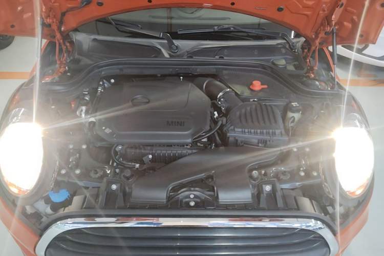 Used MINI 2018 1.5T ONE PLUS Five-Door Edition Engine Bay