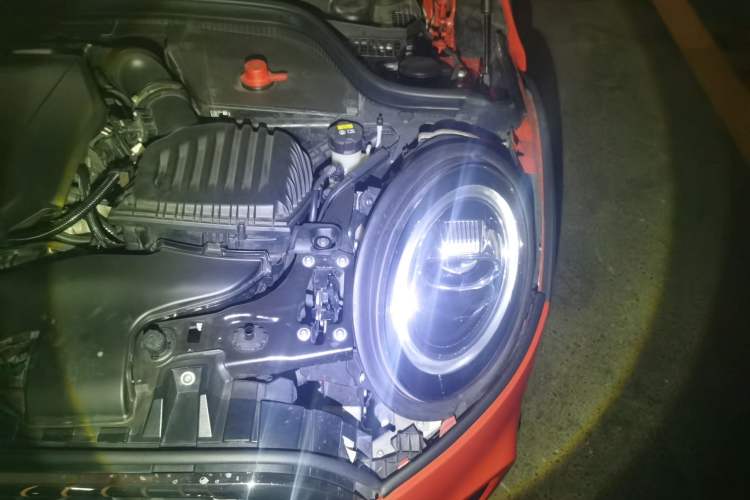 Used MINI 2018 2.0T COOPER S Racing Driver Engine Bay Left