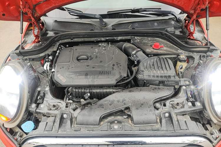 Used MINI 2018 1.5T ONE Five-Door Edition Engine Bay