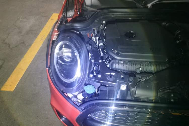 Used MINI 2018 2.0T COOPER S Racing Driver Engine Bay Right