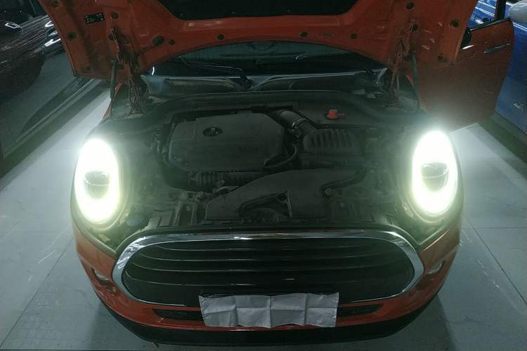 Used MINI 2018 1.5T COOPER Classic Edition Five-Door Version Engine Bay