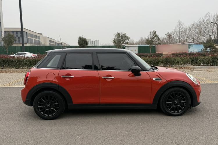 Used MINI 2018 1.5T COOPER Classic Edition Five-Door Version Exterior 10