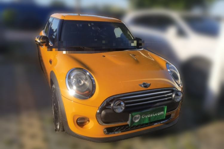 Used MINI 2018 1.5T ONE PLUS Five-Door Edition Front Right 45 Deg