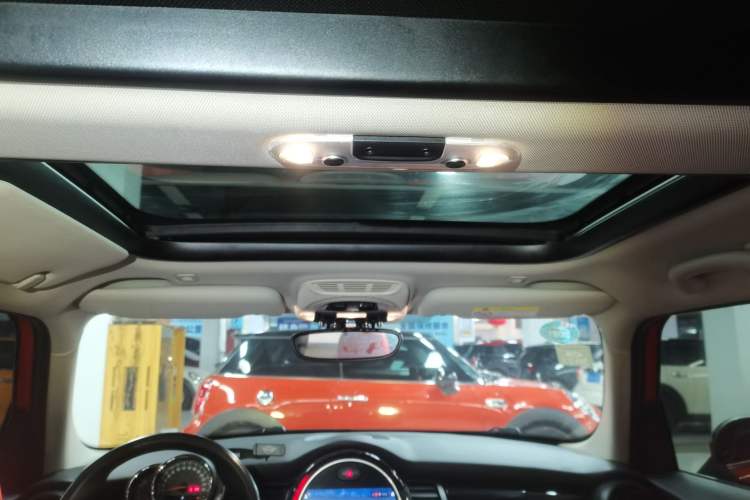 Used MINI 2018 1.5T COOPER Classic Edition Five-Door Version Headliner