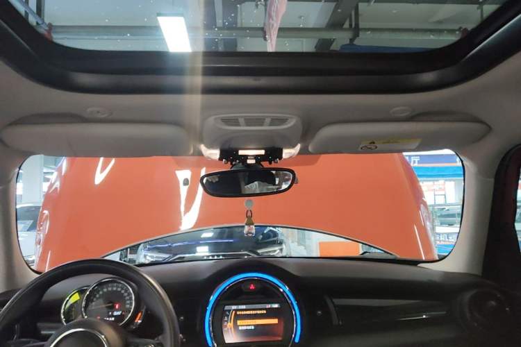 Used MINI 2018 1.5T ONE PLUS Five-Door Edition Headliner