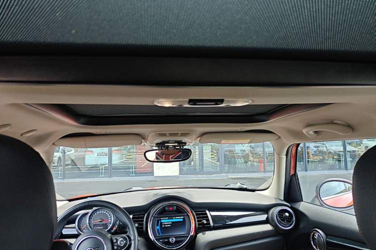 Used MINI 2018 1.5T ONE PLUS Five-Door Edition Headliner