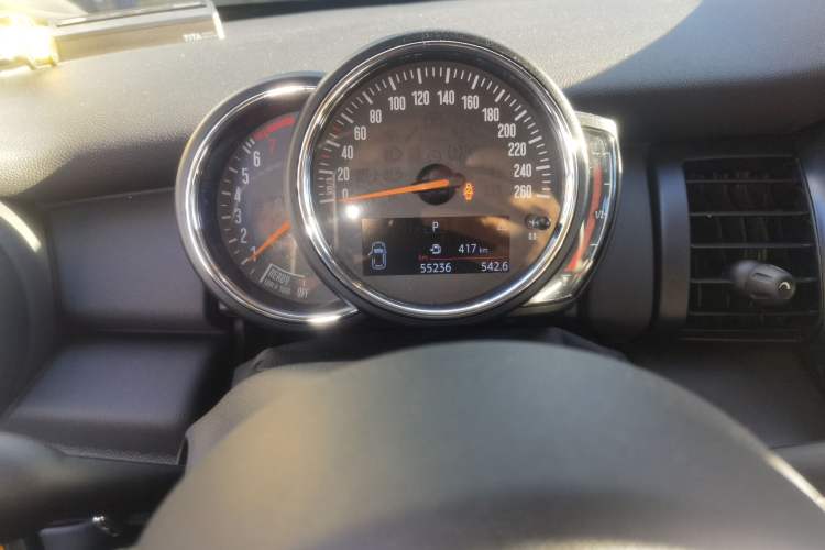 Used MINI 2018 1.5T ONE PLUS Five-Door Edition Instrument Cluster