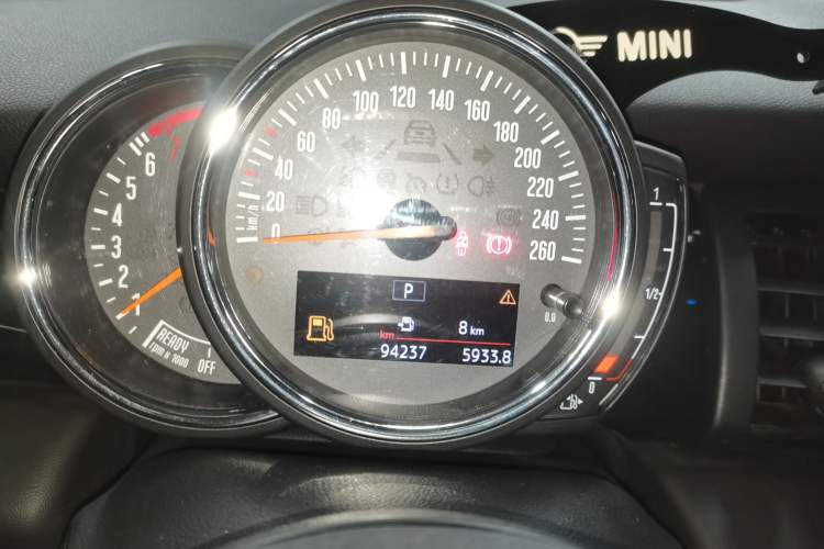 Used MINI 2018 1.5T COOPER Classic Edition Five-Door Version Instrument Cluster