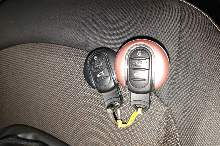 Used MINI 2018 1.5T ONE PLUS Interior 1