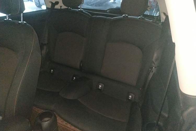 Used MINI 2018 1.5T ONE PLUS Interior 2