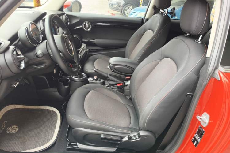 Used MINI 2018 1.5T ONE PLUS Left Front Seat