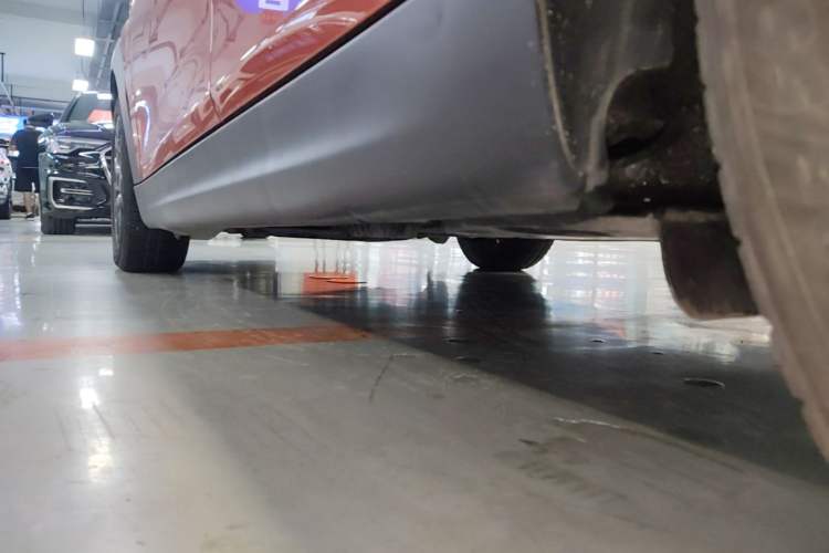 Used MINI 2018 1.5T ONE PLUS Five-Door Edition Left Side Sill