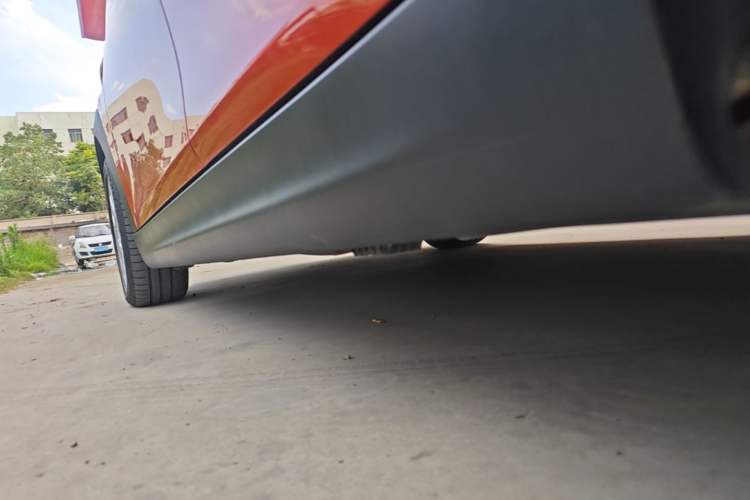 Used MINI 2018 1.5T ONE Five-Door Edition Left Side Sill