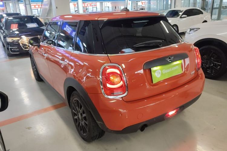 Used MINI 2018 1.5T ONE PLUS Five-Door Edition Rear Left 45 Deg