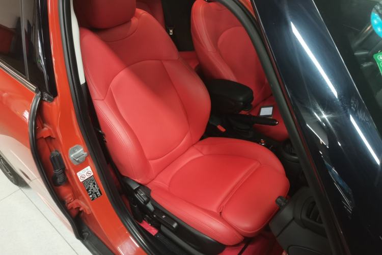 Used MINI 2018 1.5T COOPER Classic Edition Five-Door Version Right Front Seat
