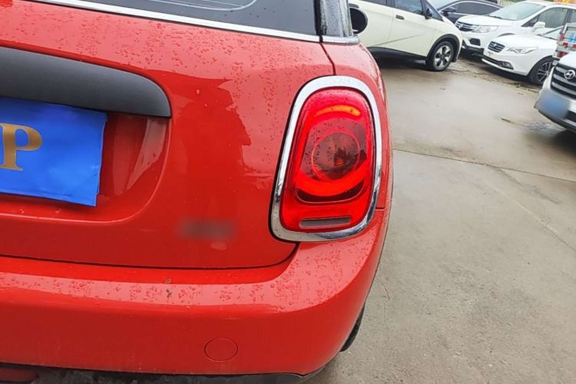 Used MINI 2018 1.5T ONE Five-Door Edition Right Rear Taillight