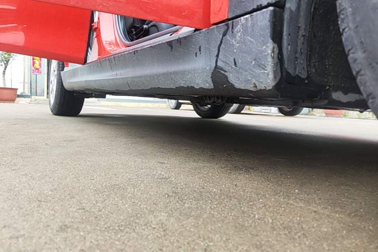 Used MINI 2018 1.5T ONE Five-Door Edition Right Side Sill