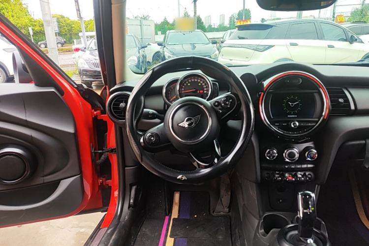 Used MINI 2018 1.5T ONE Five-Door Edition Steering Wheel
