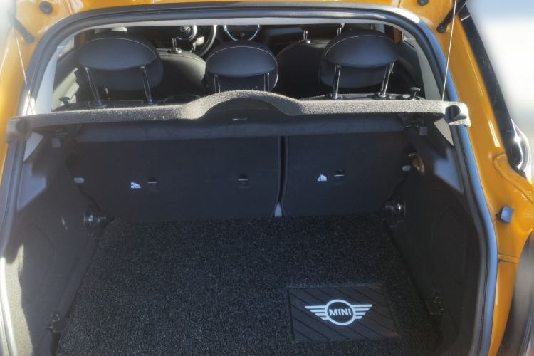 Used MINI 2018 1.5T ONE PLUS Five-Door Edition Trunk