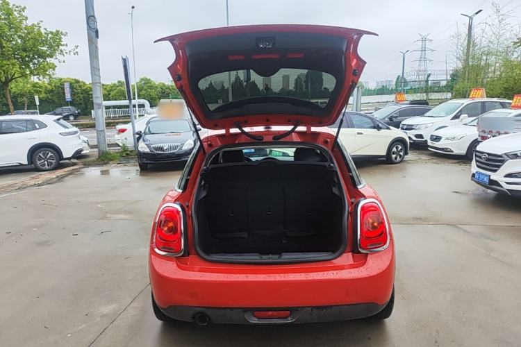 Used MINI 2018 1.5T ONE Five-Door Edition Trunk