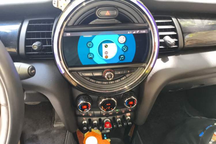 Used MINI 2019 1.5T COOPER CABRIO Artist Audio And AC Panel