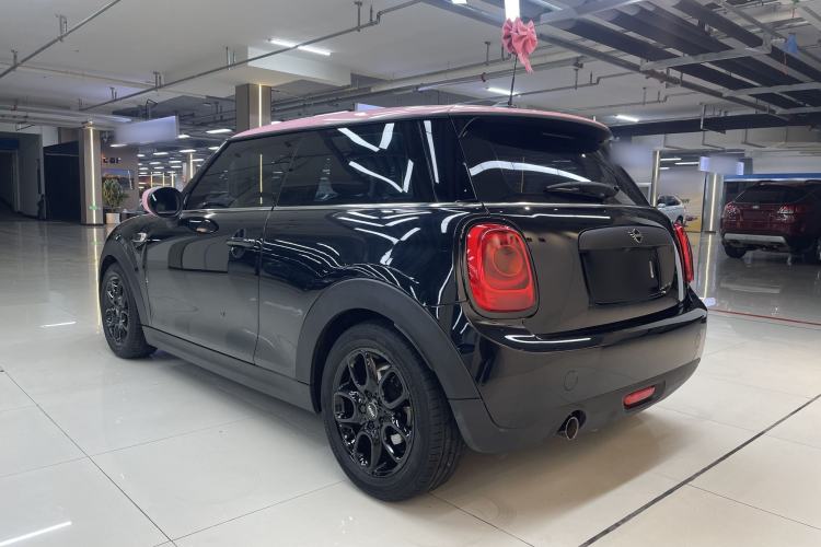 Used MINI 2019 1.5T ONE Exterior 4