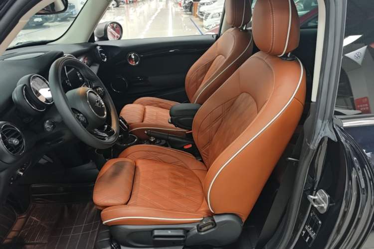 Used MINI 2019 1.5T COOPER Artist Left Front Seat