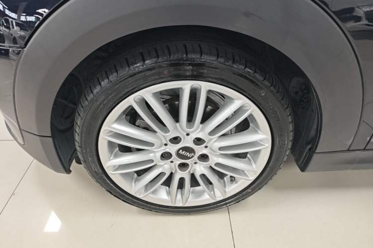 Used MINI 2019 1.5T COOPER Artist Left Front Wheel Hub