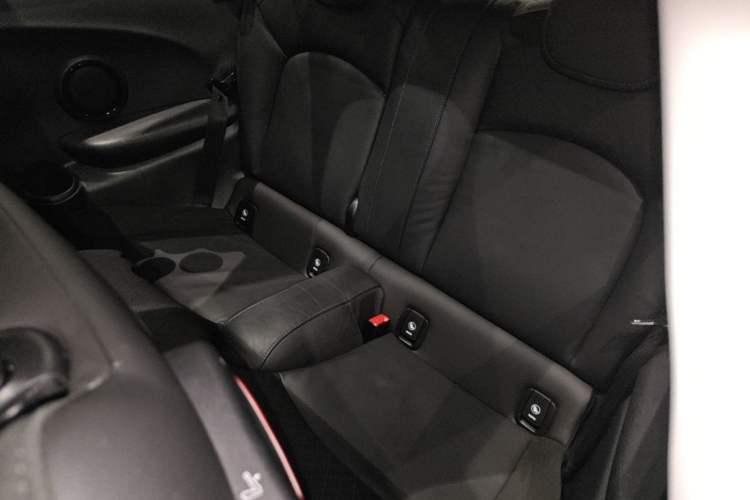 Used MINI 2019 2.0T COOPER S Classic Edition Left Rear Seat