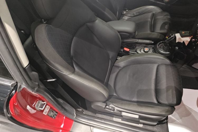 Used MINI 2019 2.0T COOPER S Classic Edition Right Front Seat