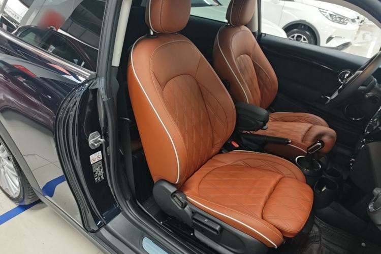 Used MINI 2019 1.5T COOPER Artist Right Front Seat