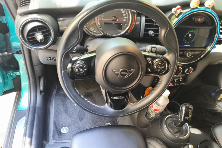 Used MINI 2019 1.5T COOPER CABRIO Artist Steering Wheel