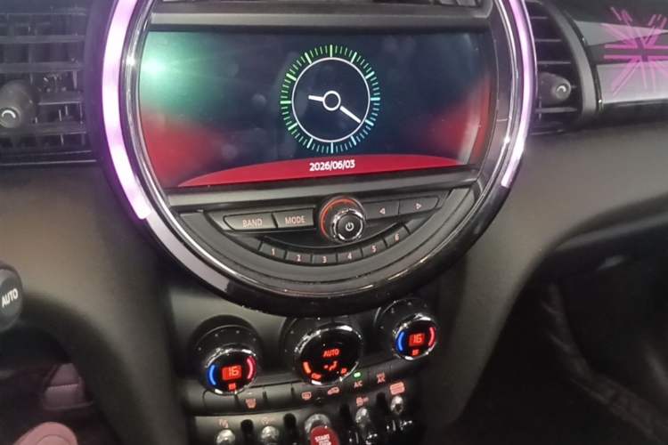 Used MINI 2019 2.0T COOPER S Classic Edition Audio And AC Panel