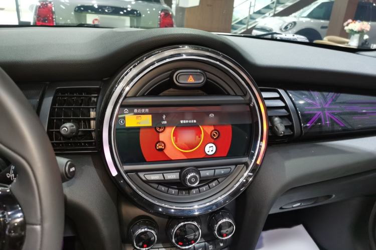 Used MINI 2019 1.5T COOPER CABRIO Artist Audio And AC Panel