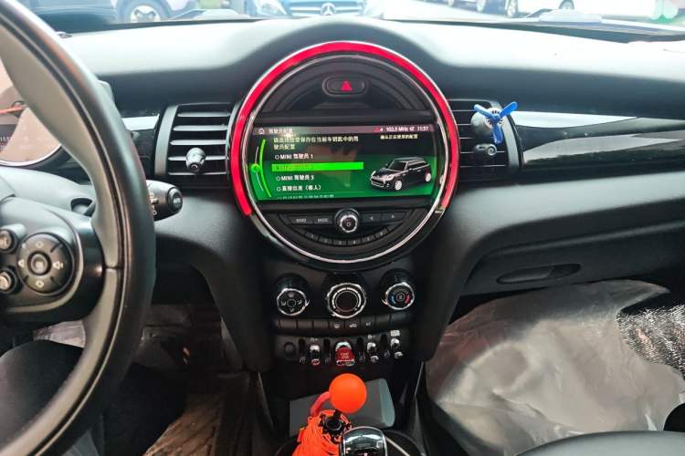 Used MINI 2019 1.5T COOPER Classic Edition Audio And AC Panel