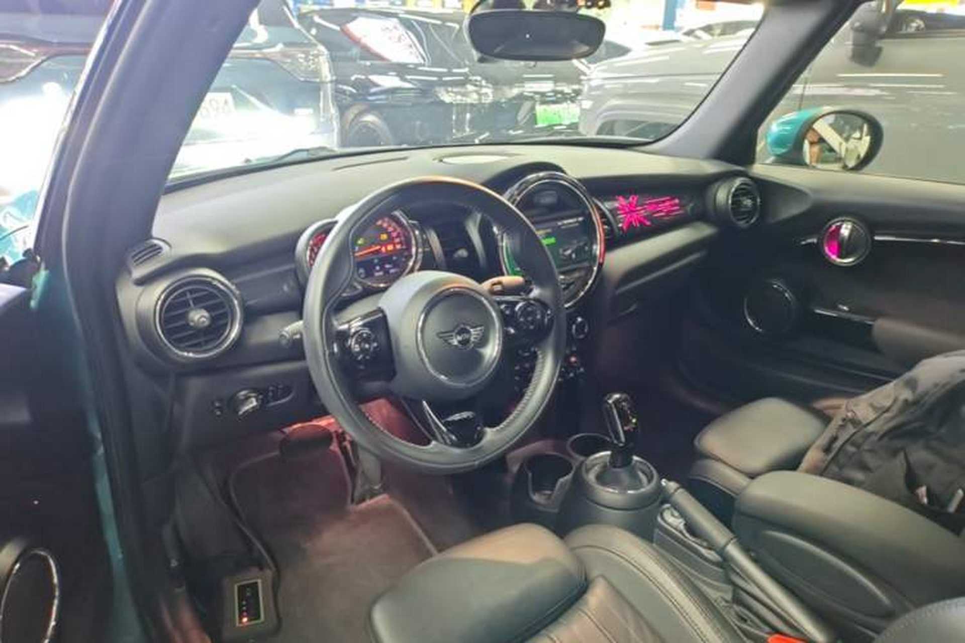 Used MINI 2019 1.5T COOPER CABRIO Artist Center Console