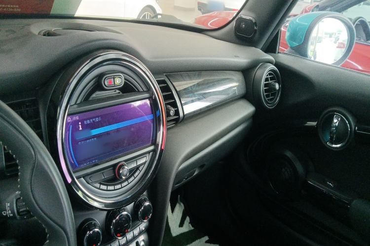 Used MINI 2019 1.5T COOPER CABRIO Artist Center Console