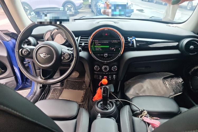 Used MINI 2019 1.5T COOPER Classic Edition Center Console