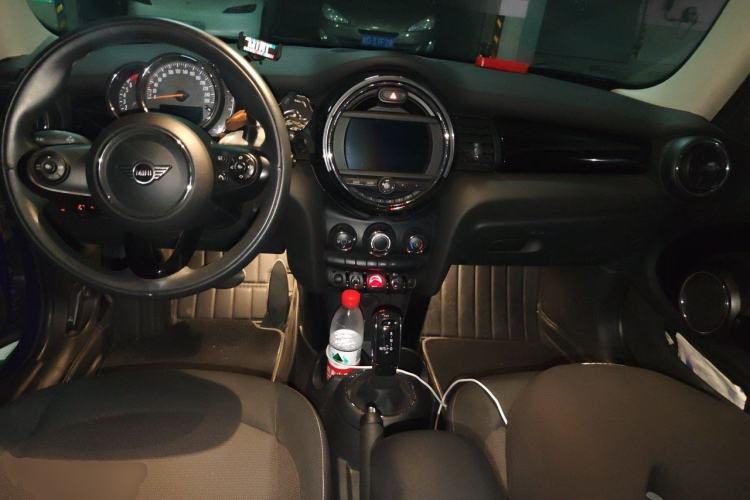 Used MINI 2019 1.5T ONE PLUS Center Console