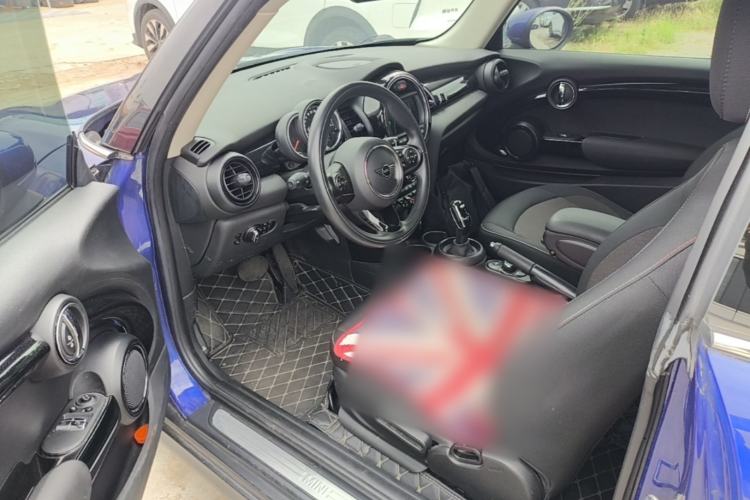 Used MINI 2019 1.5T ONE PLUS Driver Seat