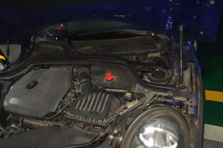 Used MINI 2019 1.5T ONE PLUS Engine Bay Left