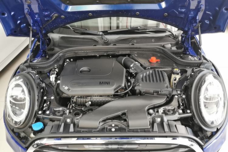 Used MINI 2019 1.5T COOPER Classic Edition Five-Door Version Engine Bay
